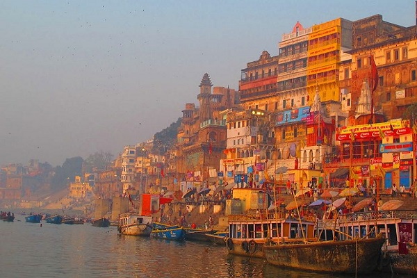 dehradun to varanasi cabs